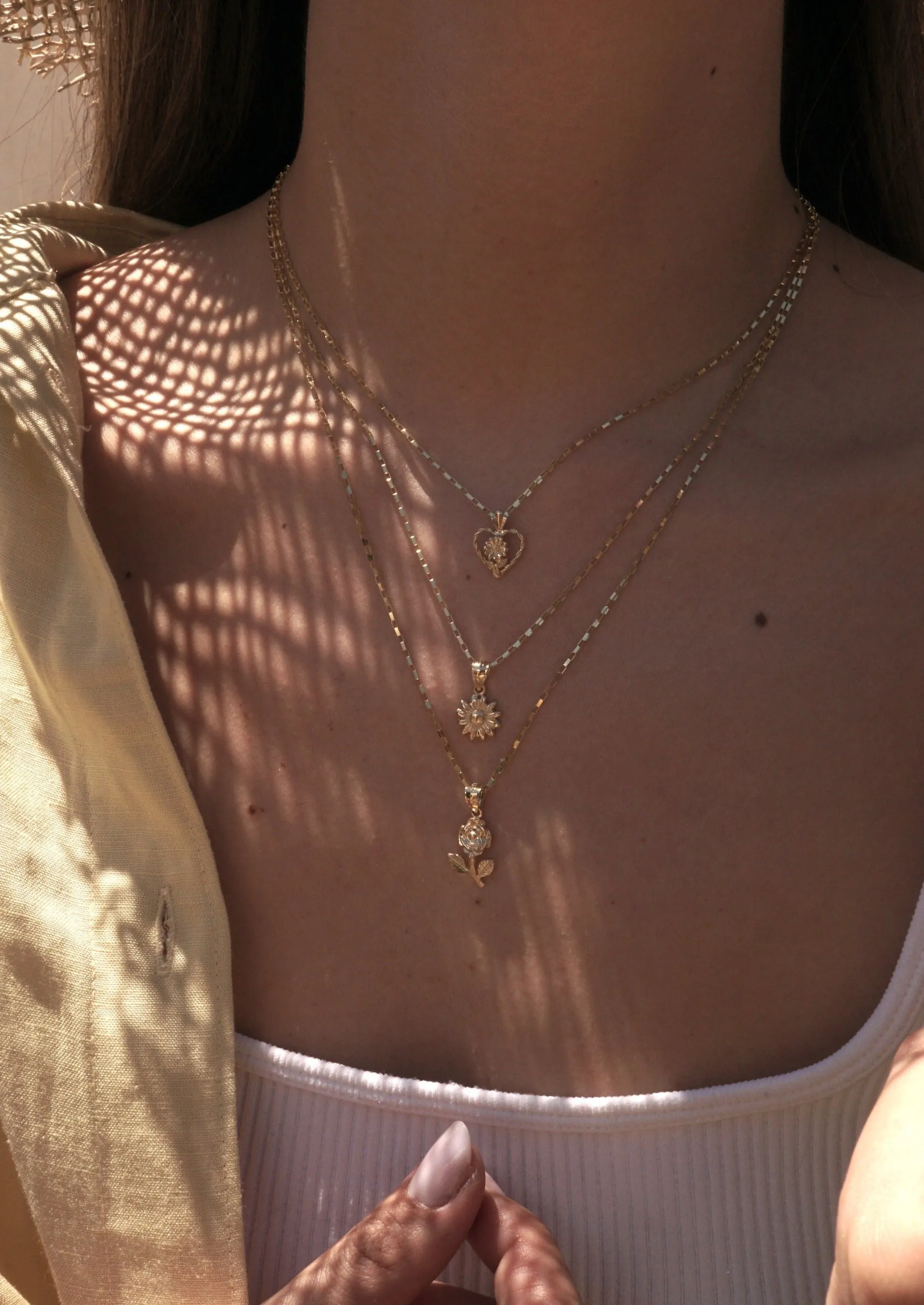 14k Gold Happy Daisy Charm