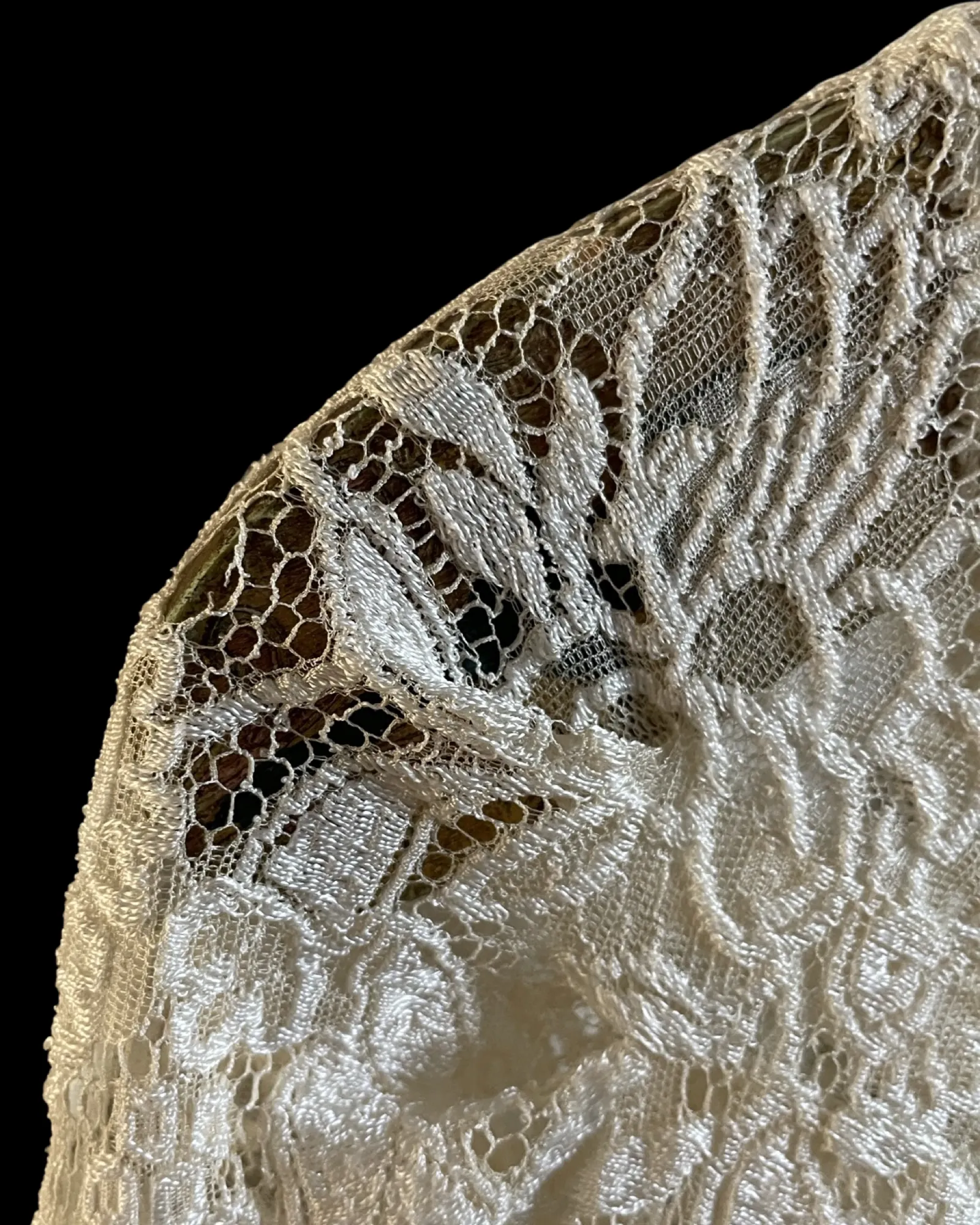1930s Ivory Lace Button Back Trained Wedding Gown