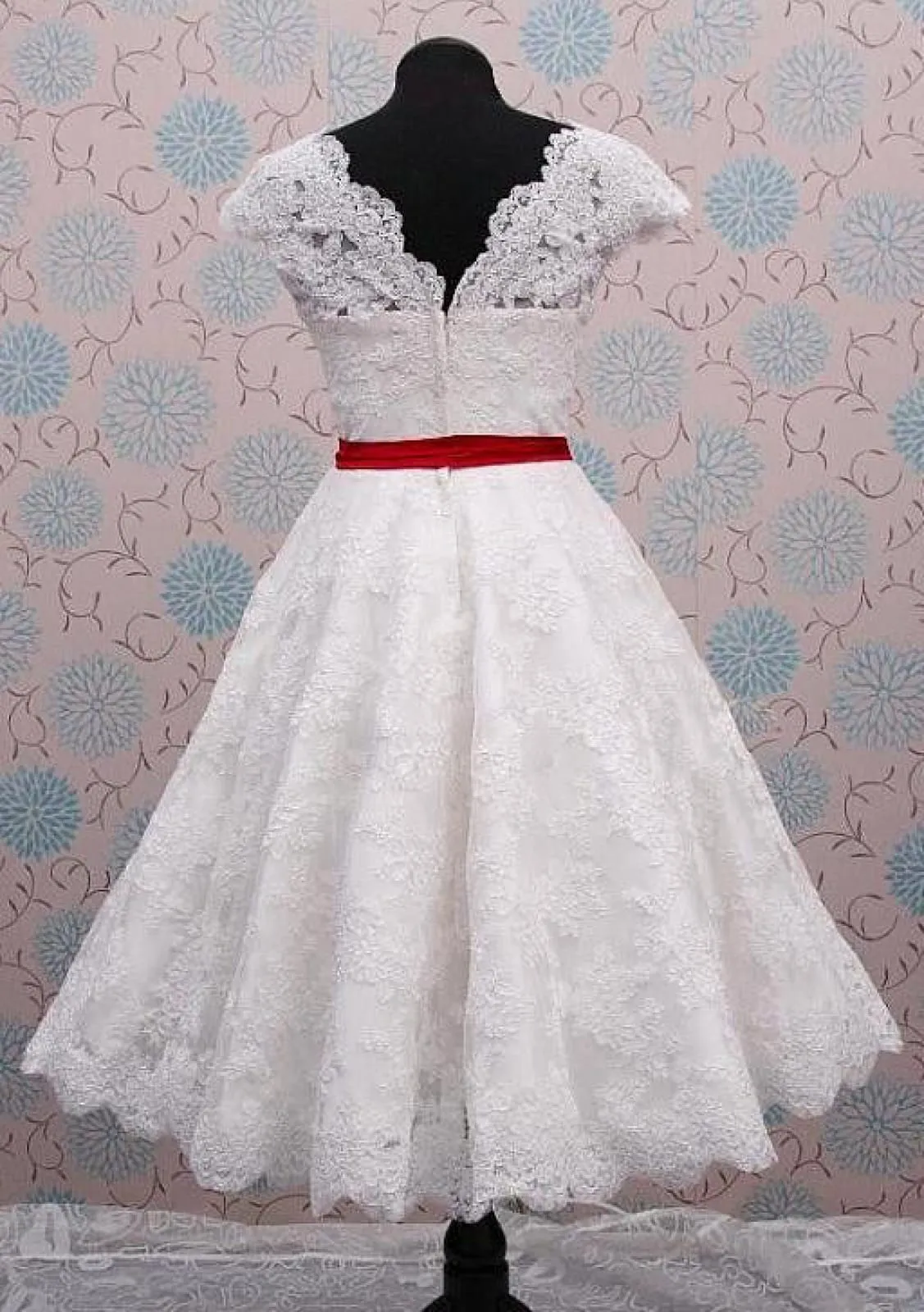 A-line Scalloped Tea-Length Ivory Lace Short Wedding Dress, Red Sash
