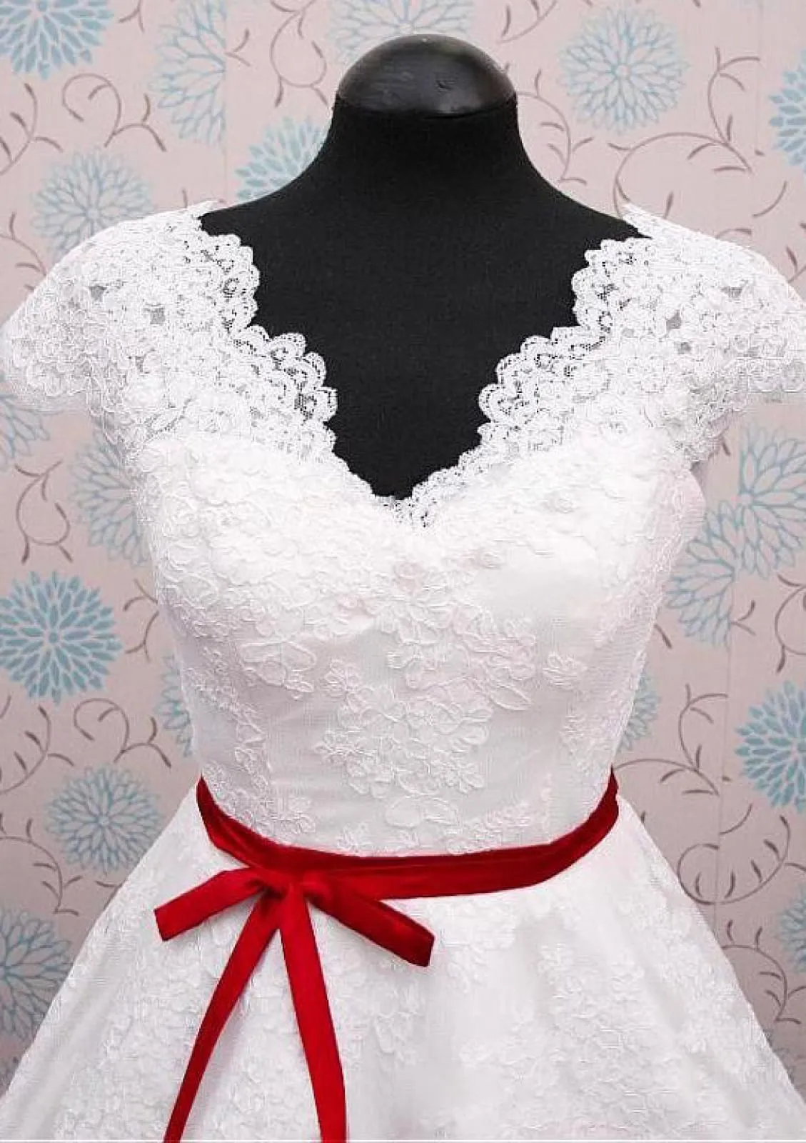 A-line Scalloped Tea-Length Ivory Lace Short Wedding Dress, Red Sash