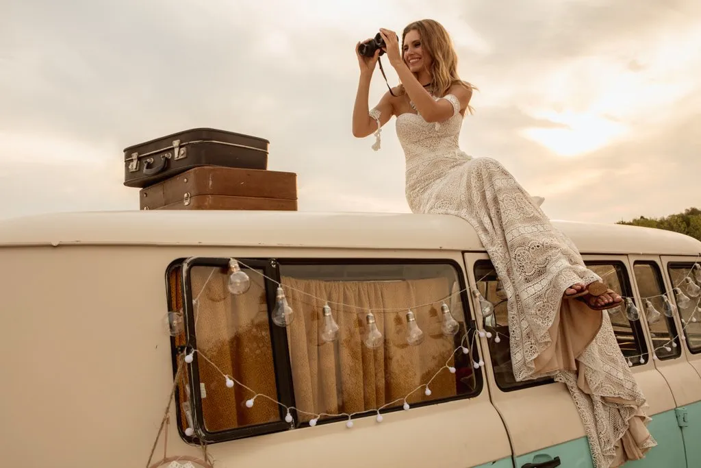 Agness by Ariamo Bridal