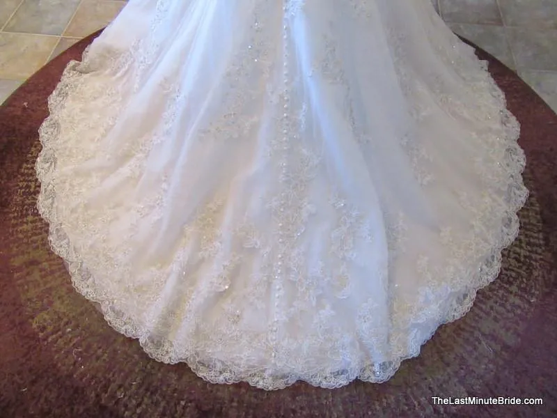 Allure Bridals Allure Couture C301