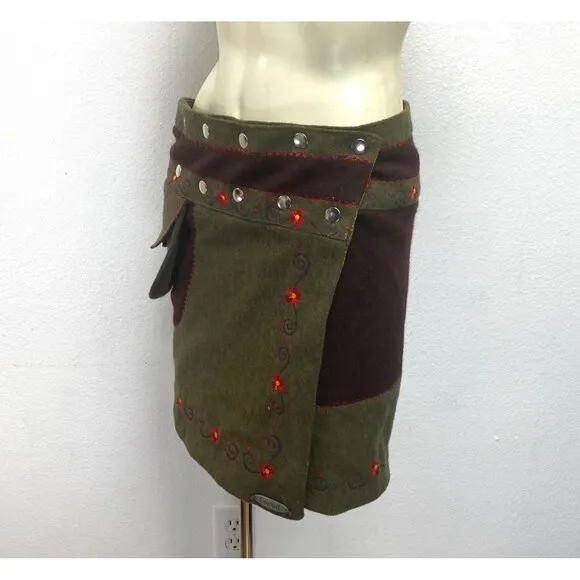 Everest Wool Felt Womans Wrap Skirt One Size Embroidered Nepal Mini Festival