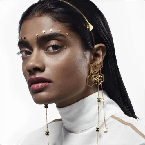 Eye Earrings
