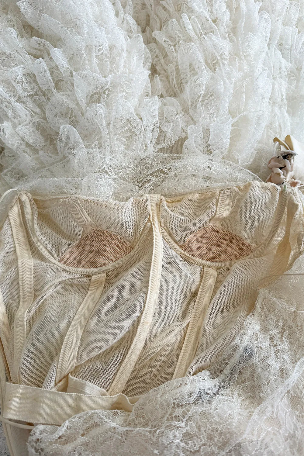 Fall 2008 Roberto Cavalli Runway Look 38 Lace Cream Dress w Floral Shoulder Detail