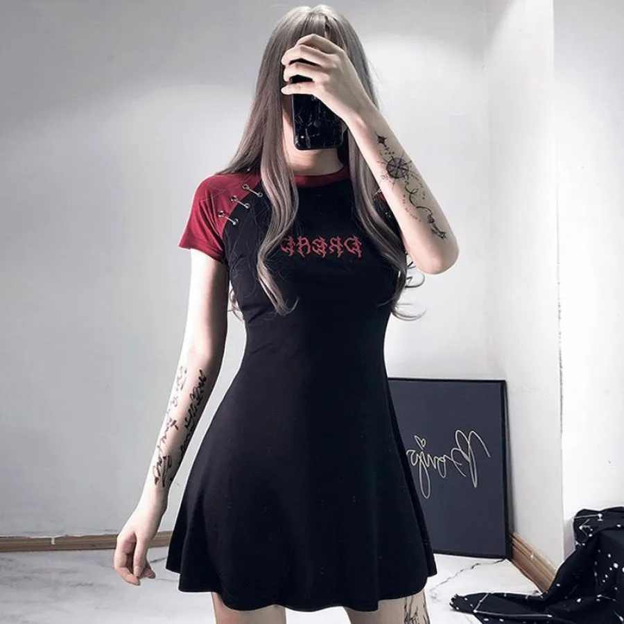 Gothic Letter Embroidery Color Block A-Line T-Shirt Dress J20055
