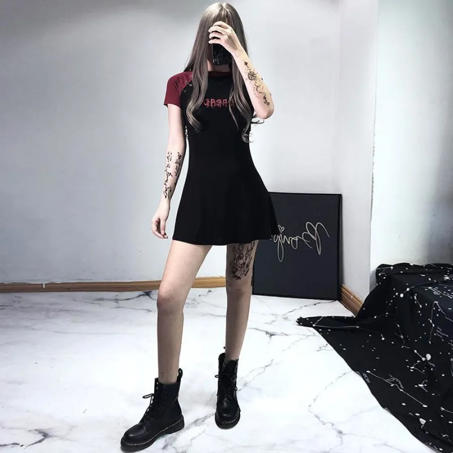 Gothic Letter Embroidery Color Block A-Line T-Shirt Dress J20055
