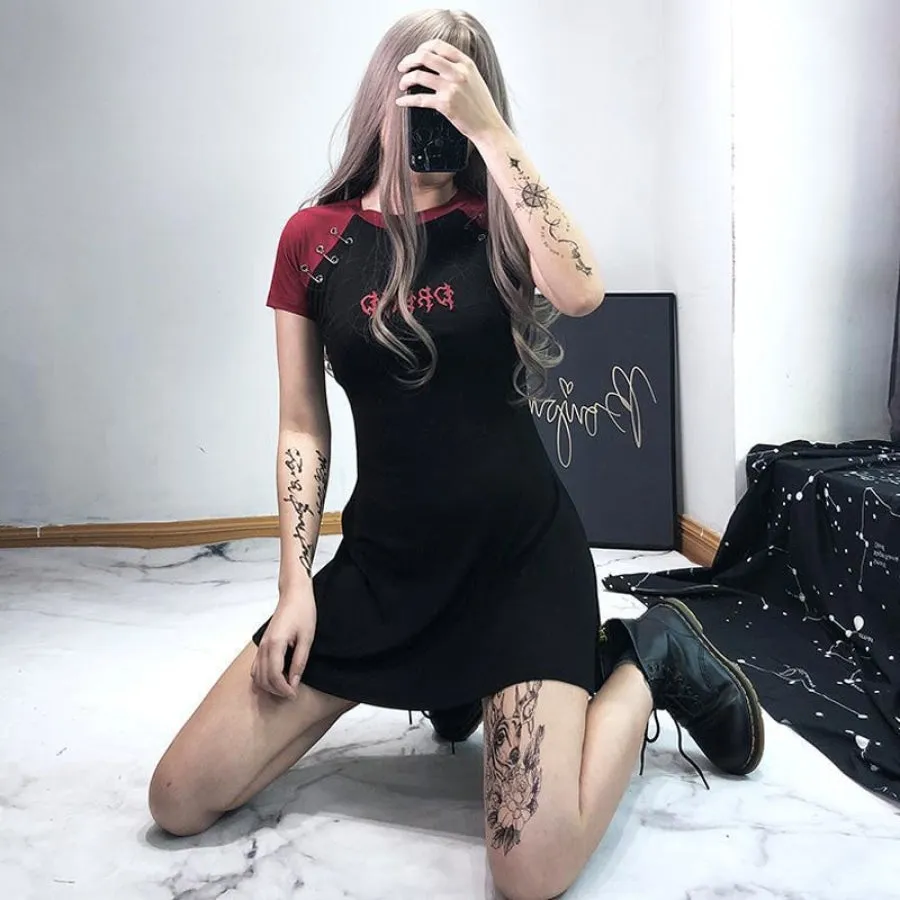 Gothic Letter Embroidery Color Block A-Line T-Shirt Dress J20055