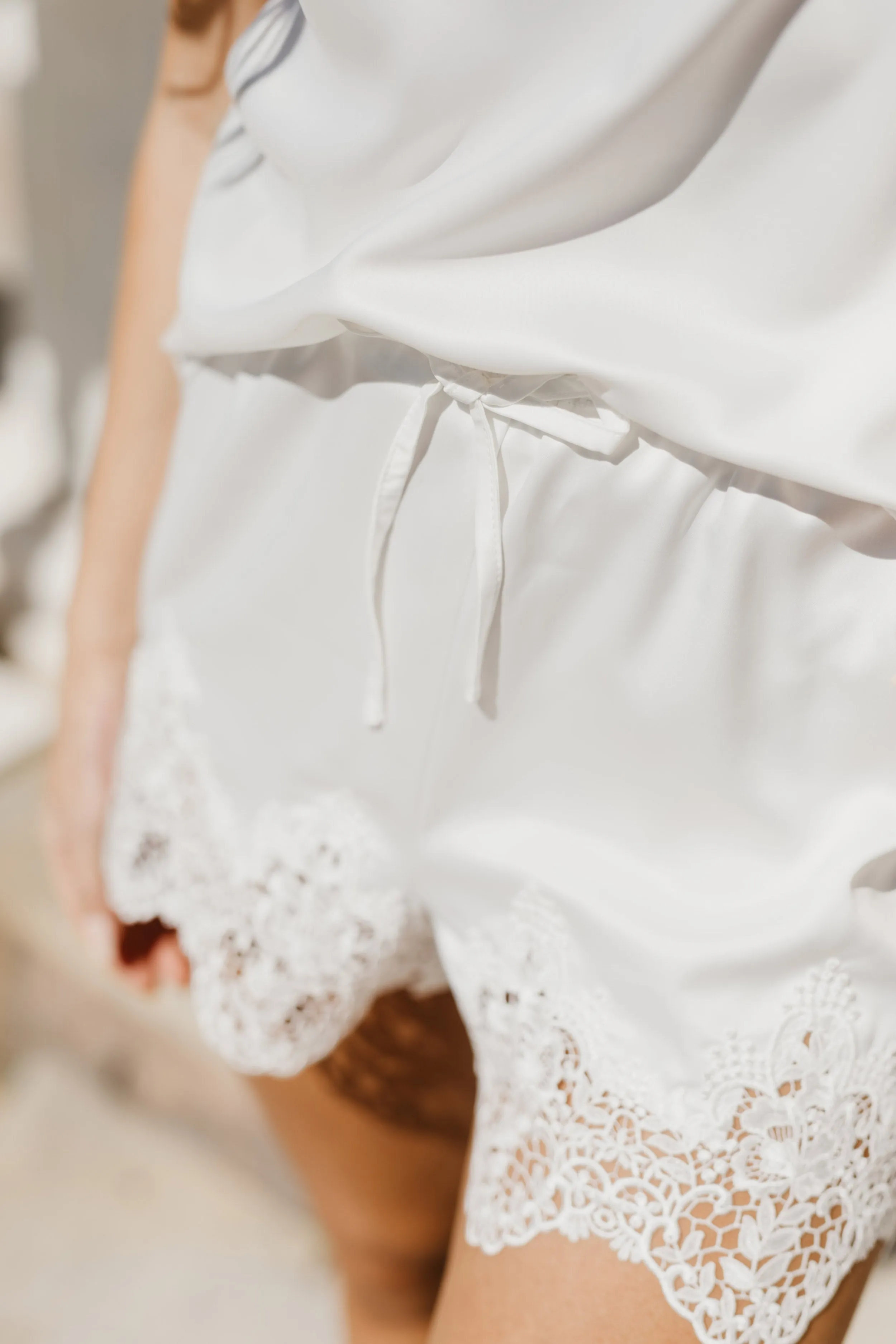 Heidi Lace Trim Bridal Set