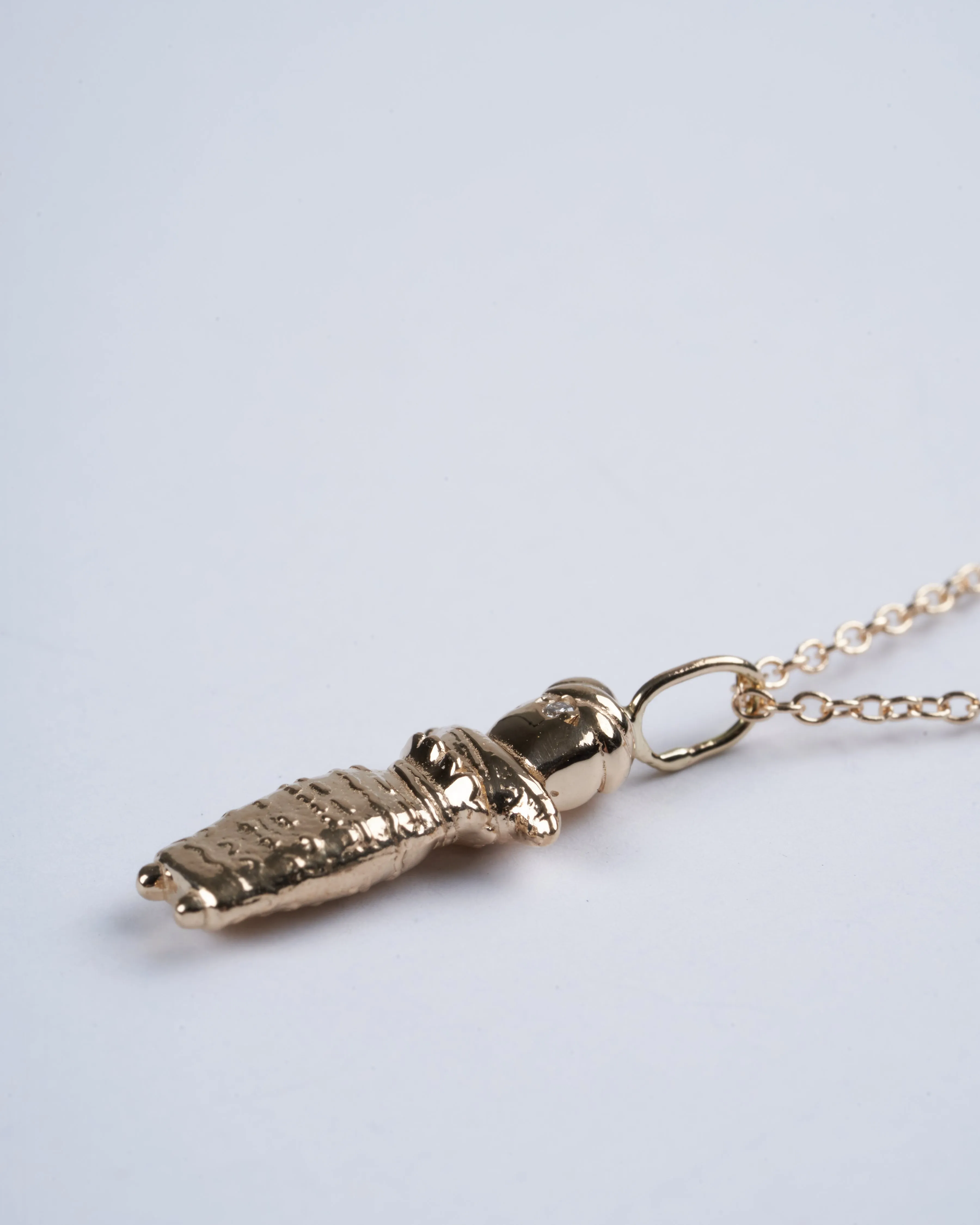 iq worry doll 14k yg w/ 16" chain - 14k gold