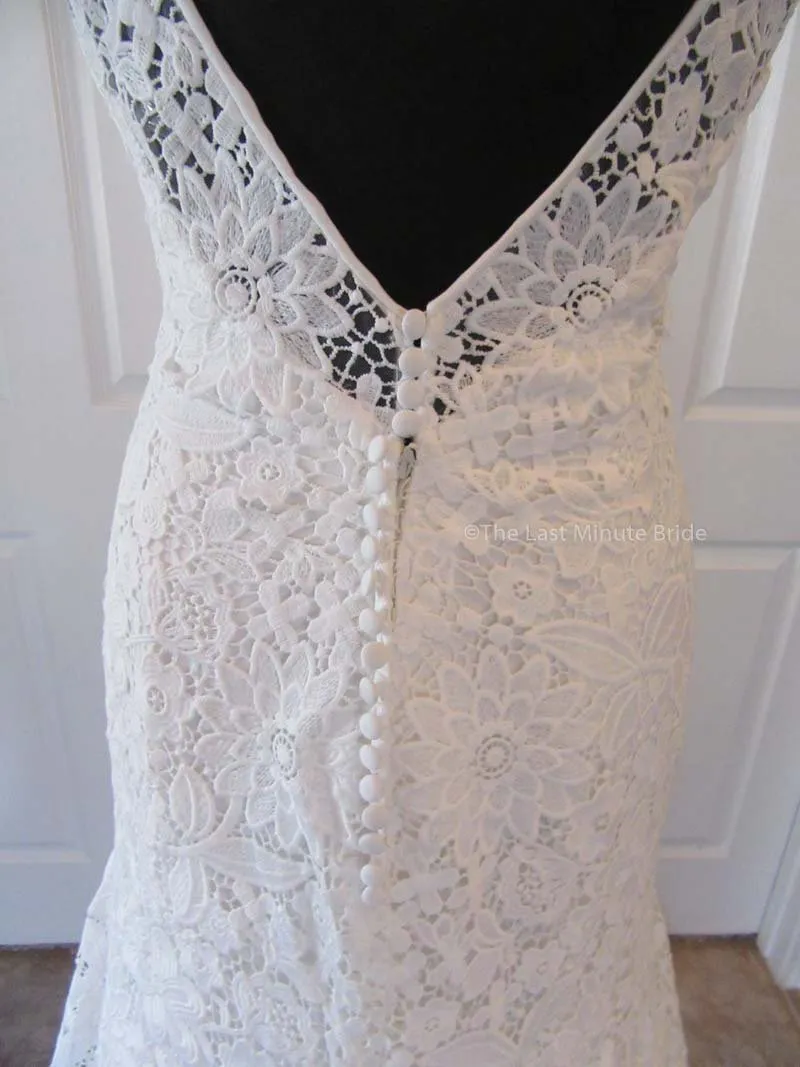 Justin Alexander Style 88017 (All Ivory)