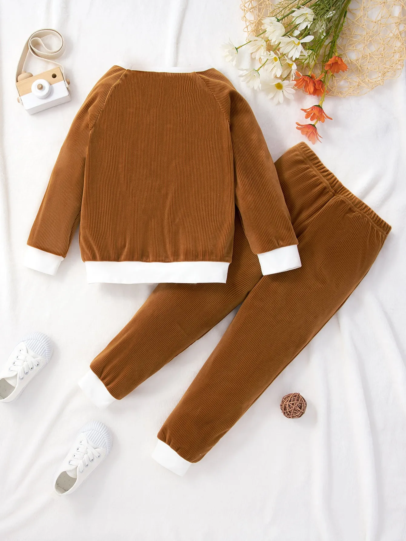 Kids Bear Applique Corduroy Pullover and Joggers Set