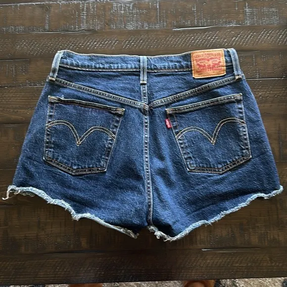 Levi’s Size 30 Frayed Hem Jean Shorts Dark Blue Denim Cutoffs High Waist Stretch
