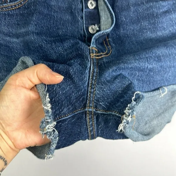 Levi’s Size 30 Frayed Hem Jean Shorts Dark Blue Denim Cutoffs High Waist Stretch