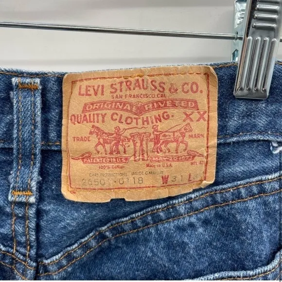 Levi’s vintage straight leg high rise blue woman’s  button-fly jean.  31