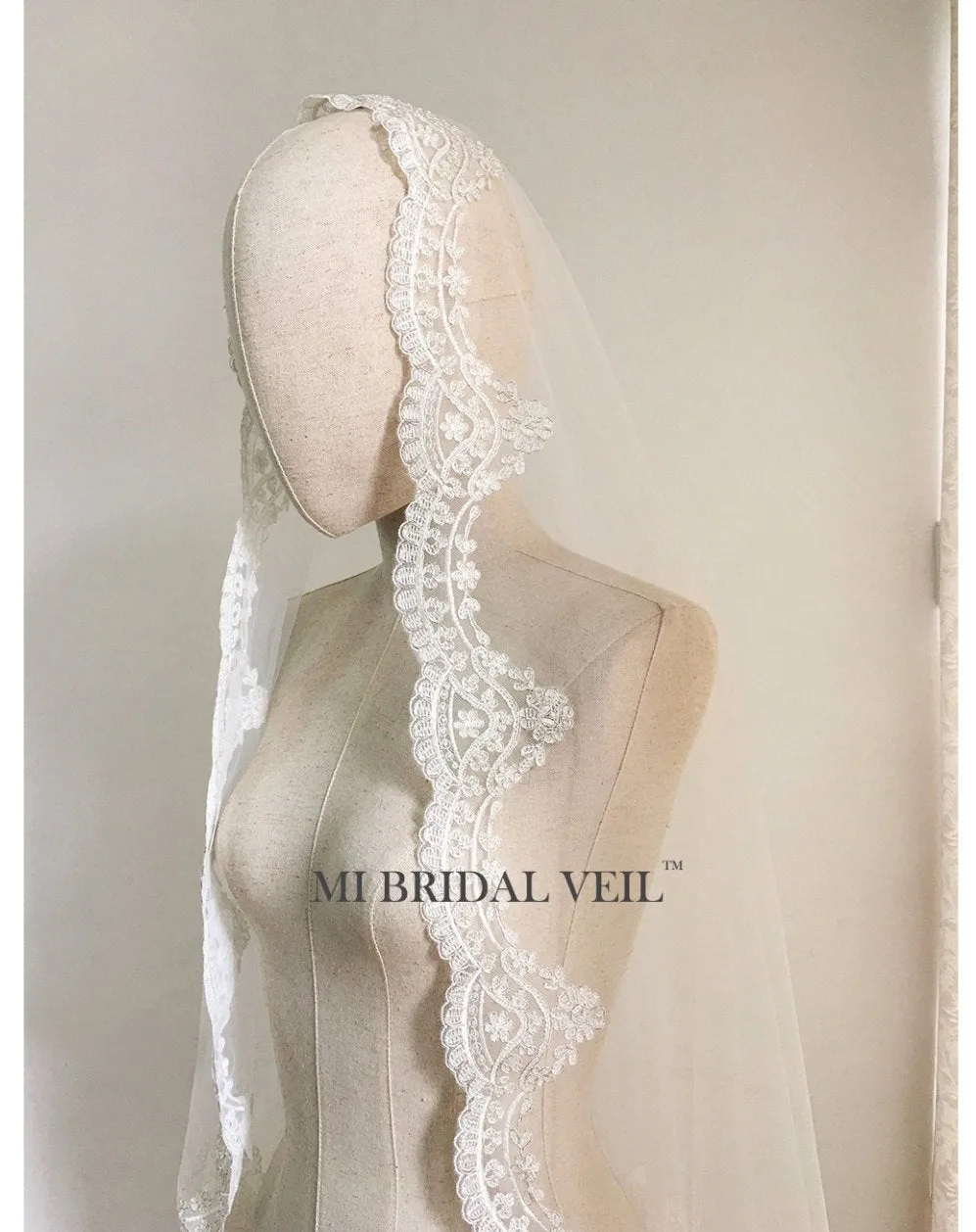 Mantilla Lace Veil, Vintage Inspired Lace Veil, Lace Wedding Veil Hip Length, Mi Bridal Veil, Hand Made