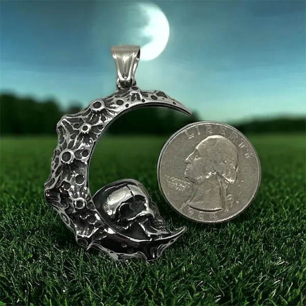 Meteorite Skull Moon: A Pendant That Captures the Cosmic Enigma (#r0015)