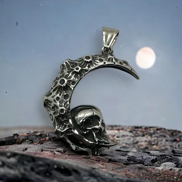 Meteorite Skull Moon: A Pendant That Captures the Cosmic Enigma (#r0015)