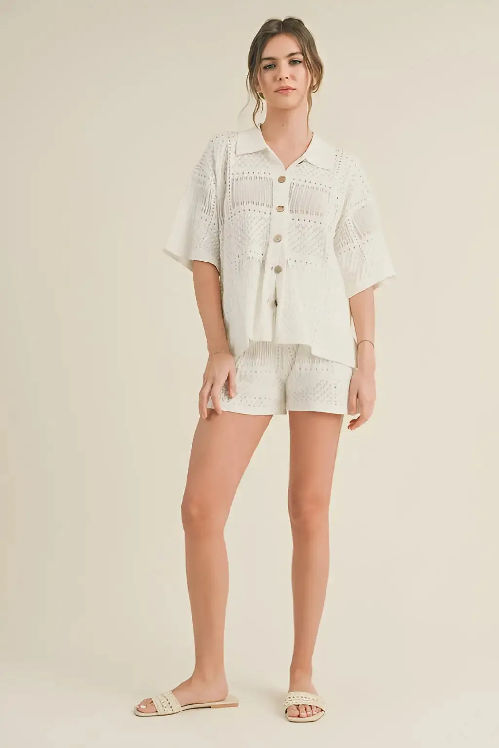 MIX AND MATCH PATTERN KNITTED SHORTS