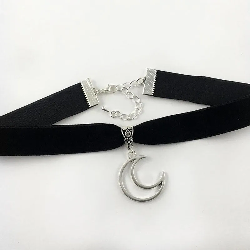 Moon Gothic Chains O Ring Choker gothic choker, moon necklace, moon choker
