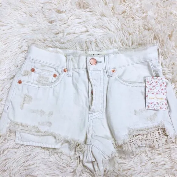 NWT New Free People Daisy Chain Lace Festival Shorts
