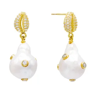 Pearl Shell Stud Earring