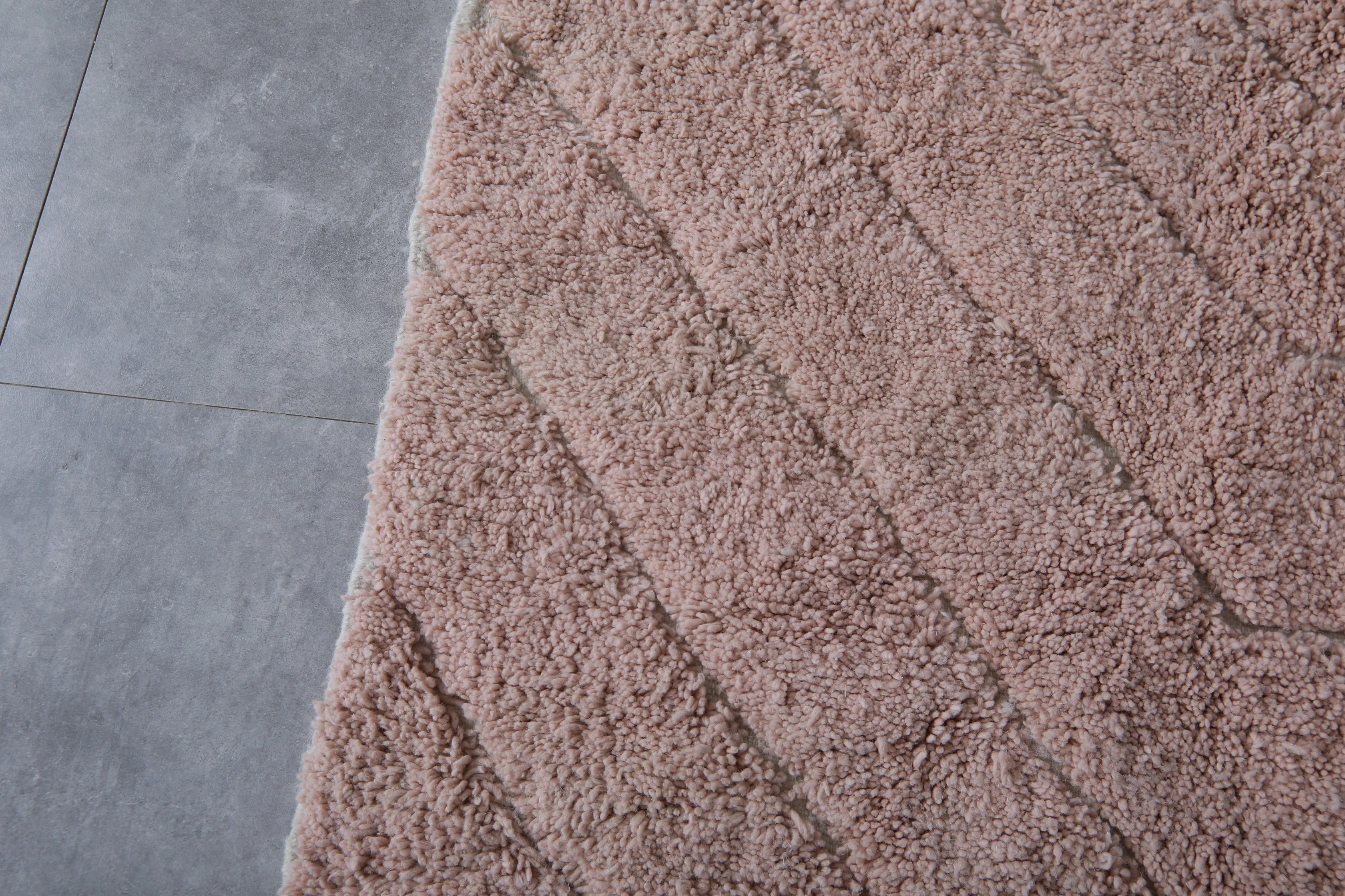 Pink Moroccan Rug - Handwoven 8 x 10 Feet | Soft Wool Elegance