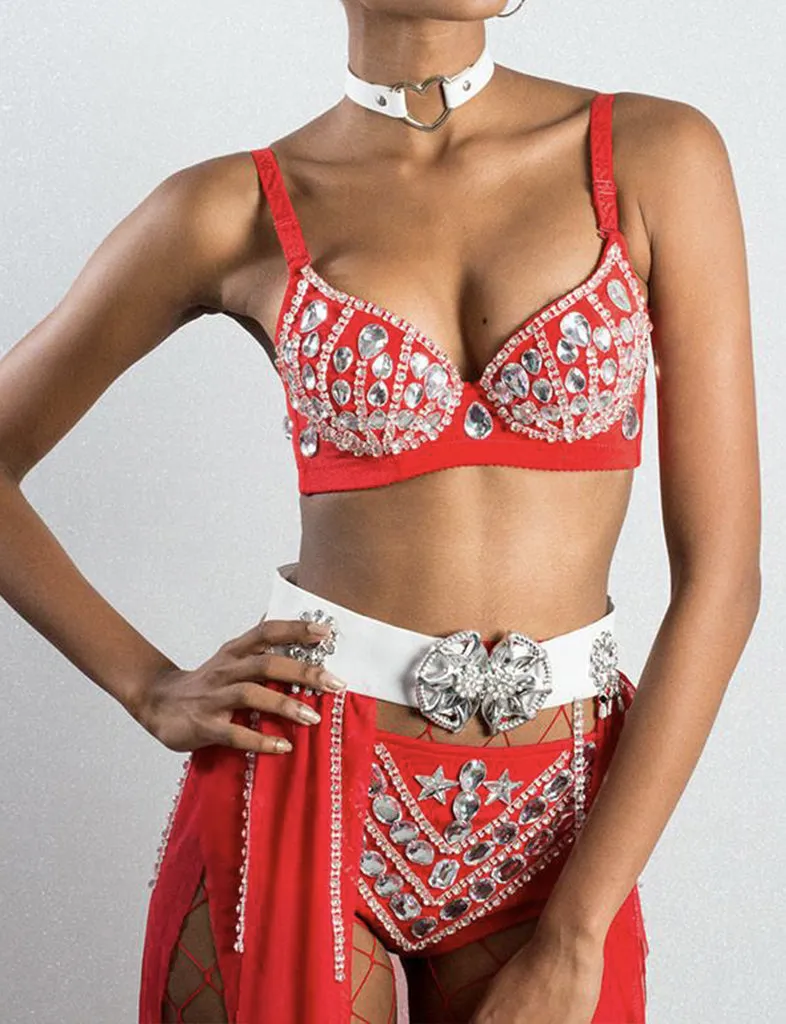 QUEEN OF SPLENDOUR SET - RED