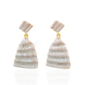 Ridged Shell Drop Triangular Earring Beige