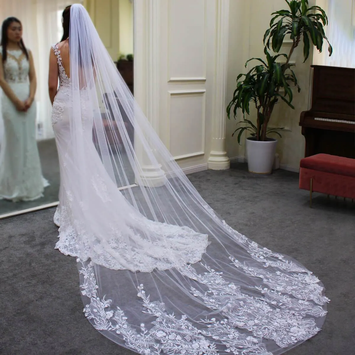 Roycebridal Floral Lace Cathedral Veil for Bride Viniodress V688