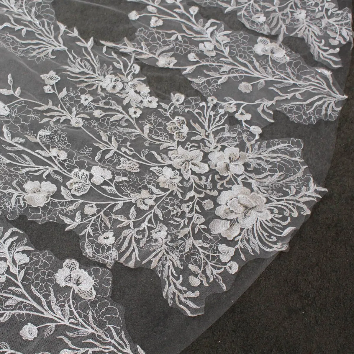 Roycebridal Floral Lace Cathedral Veil for Bride Viniodress V688
