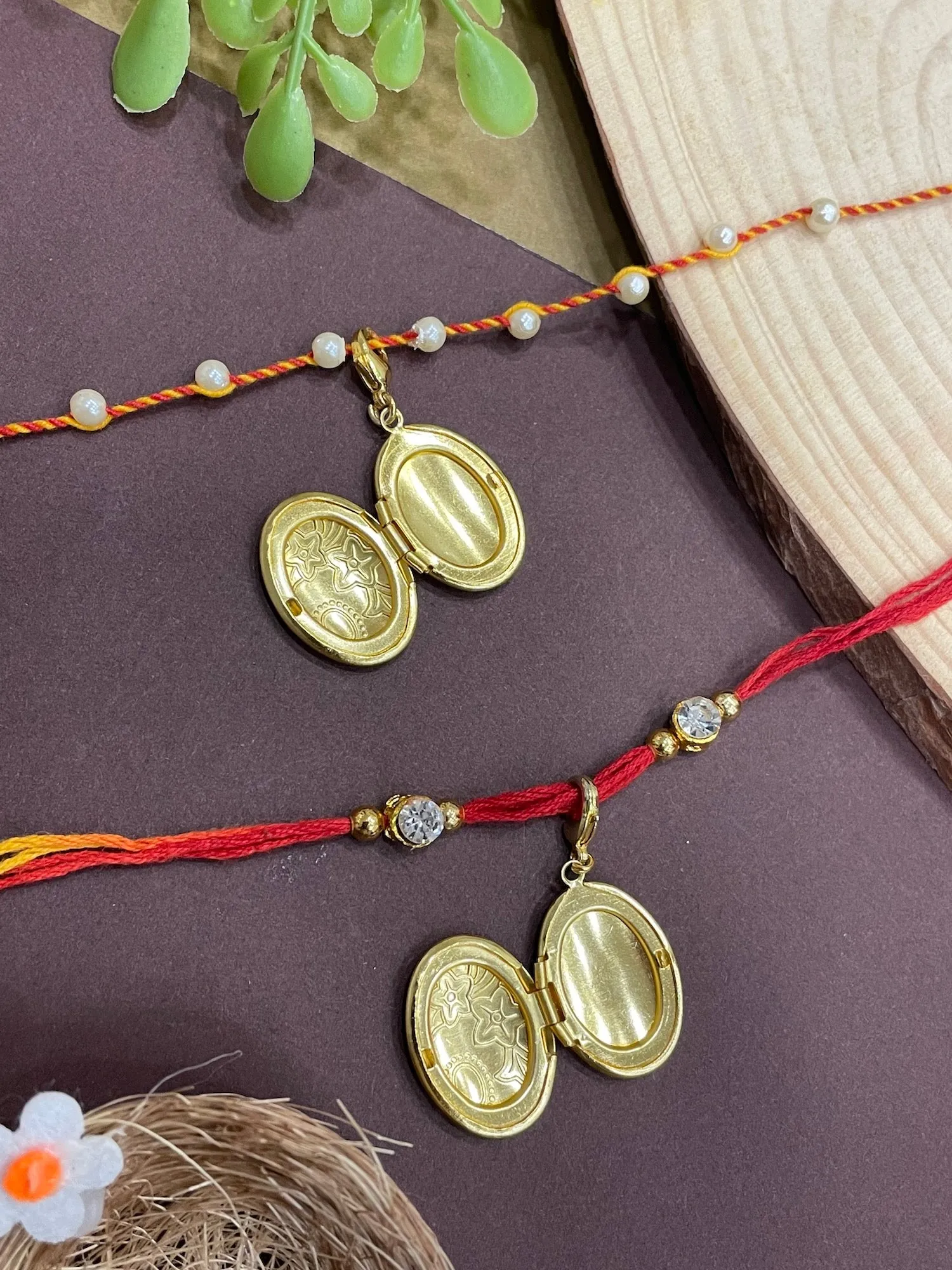 (Set of 2) Photo Frame/Lumba & Rakhi  2 Free Chains