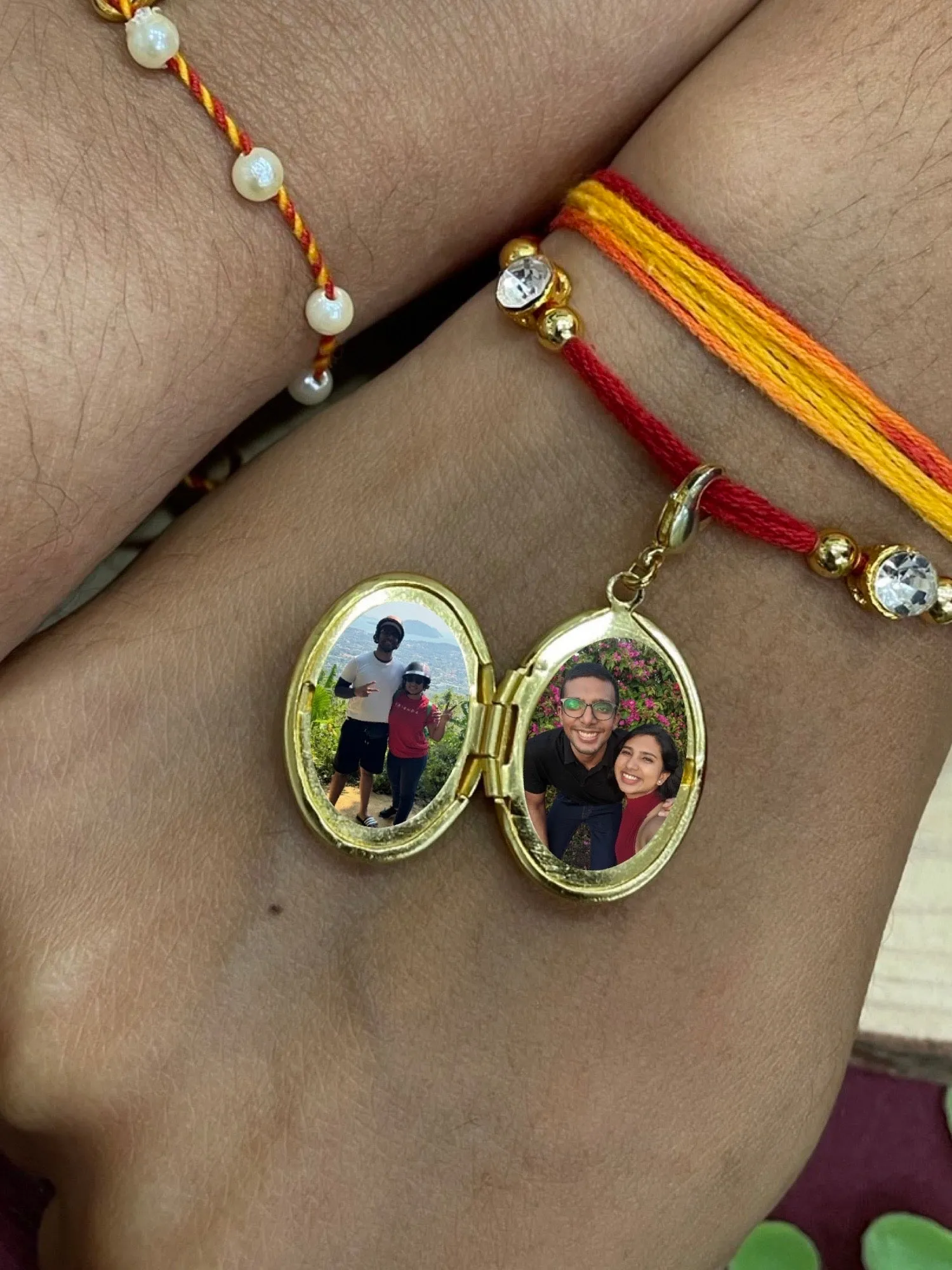 (Set of 2) Photo Frame/Lumba & Rakhi  2 Free Chains