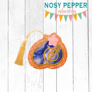 Shell Applique Bookmark/bag tag/ornament machine embroidery design DIGITAL DOWNLOAD