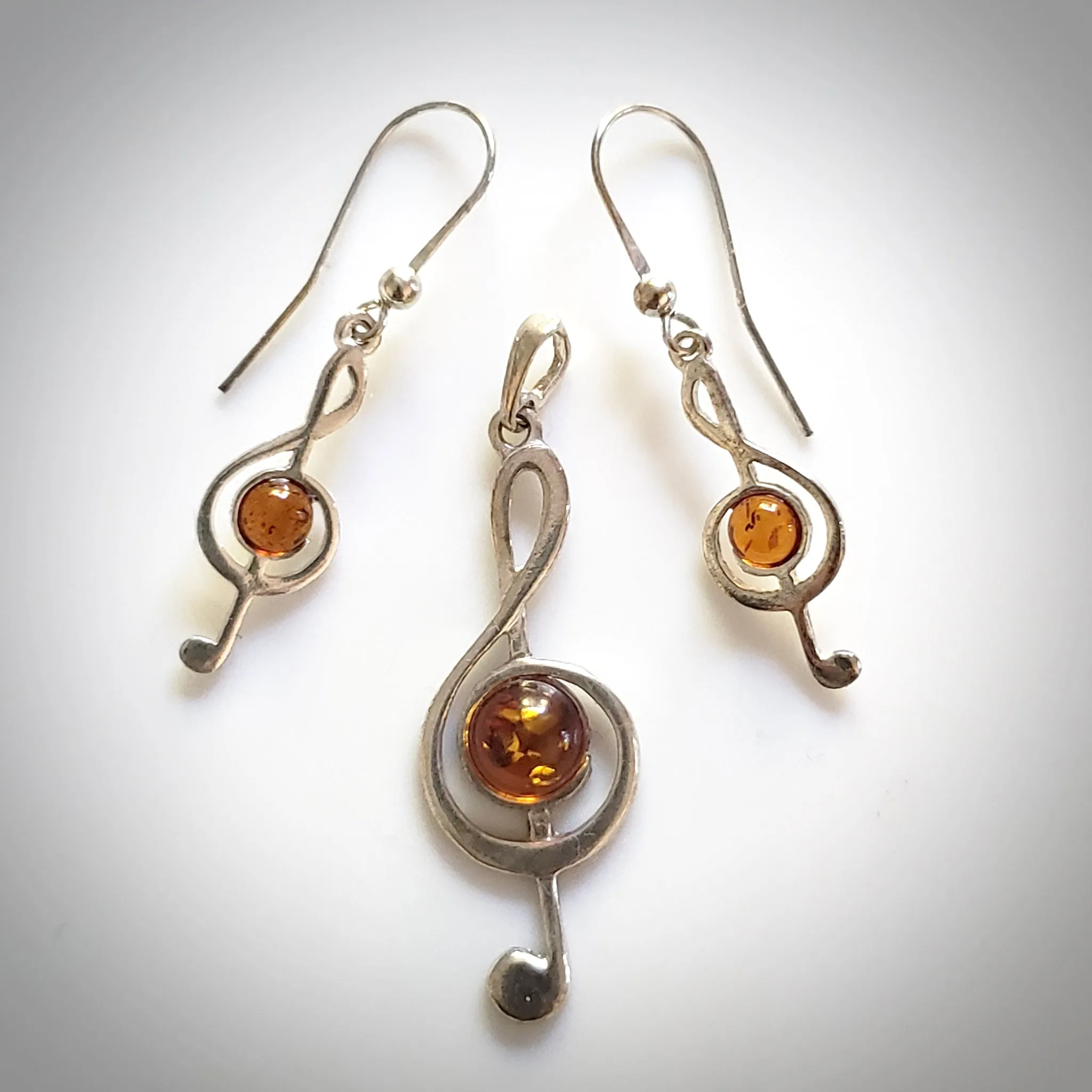 Silver Treble Clef Cognac Amber Pendant Earrings Set