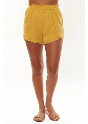 Sisstrevolution By the sea short
