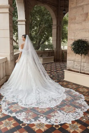 Sophia Tolli: ST2214VEIL