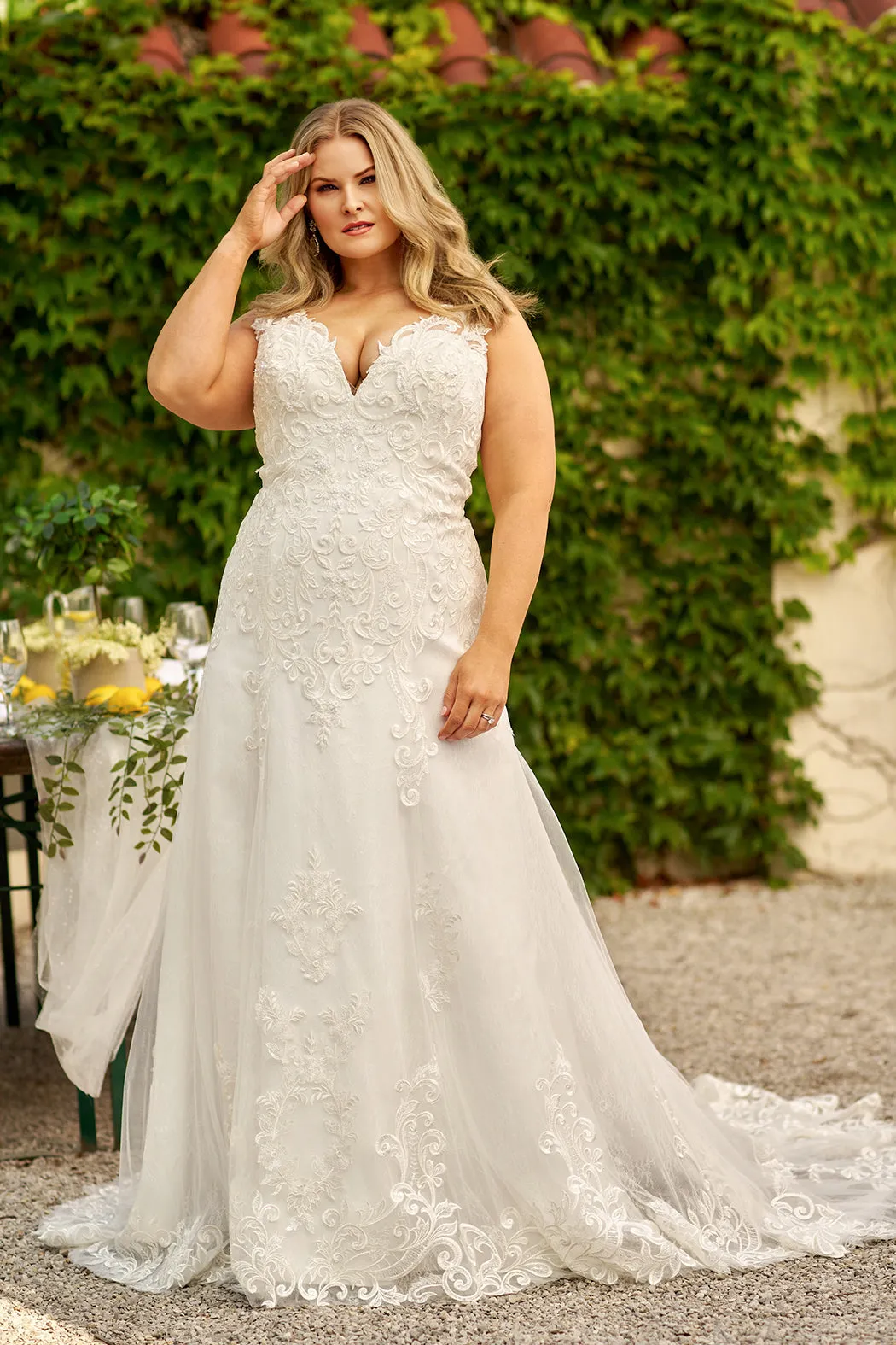 Sophie Bridal Gown <br>MB2410