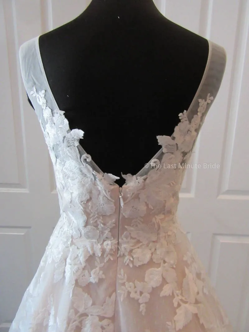 The Last Minute Bride: Candice (In Stock Sizes)