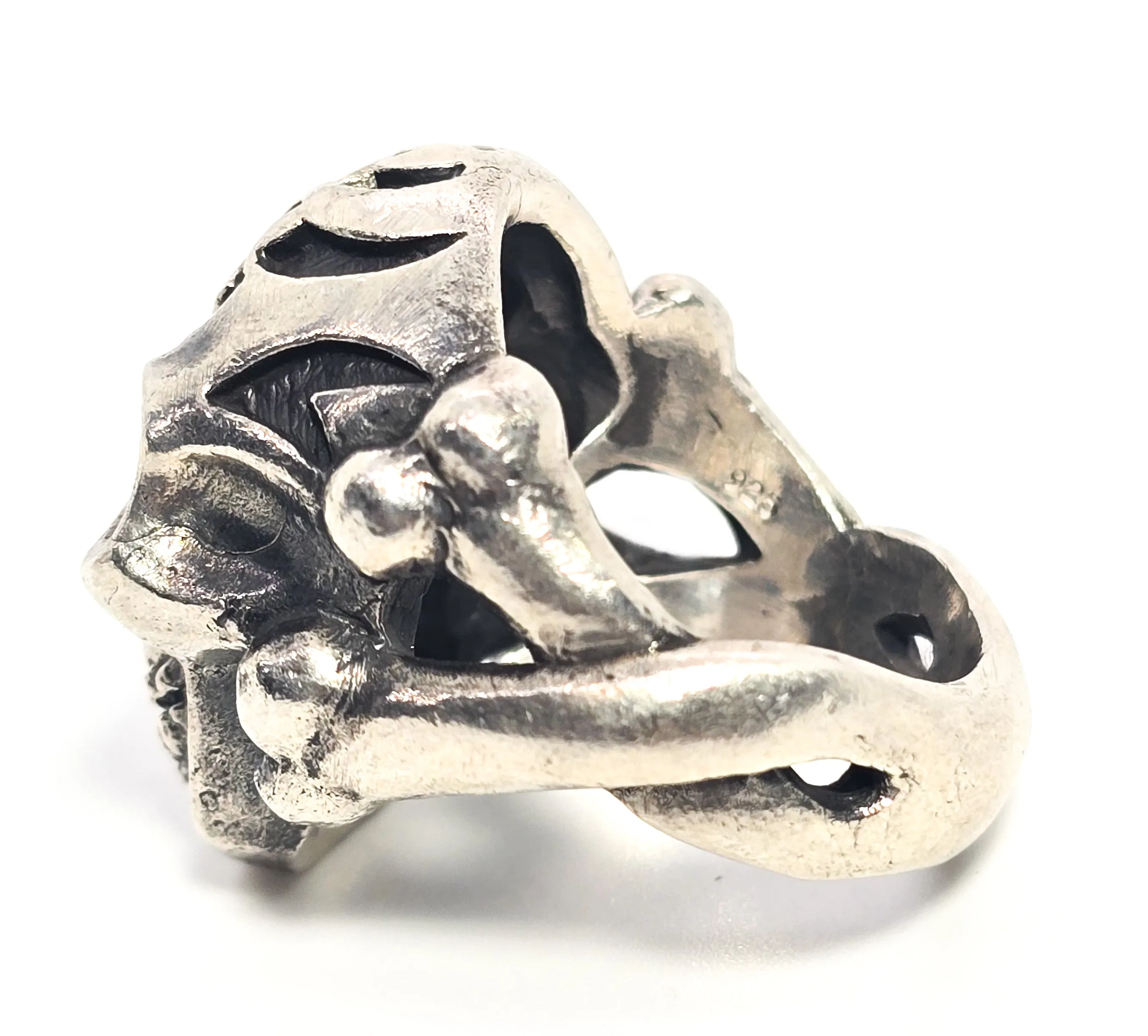 Thick Skull tribal flame cross bones retro biker sterling silver goth ring size 10.5