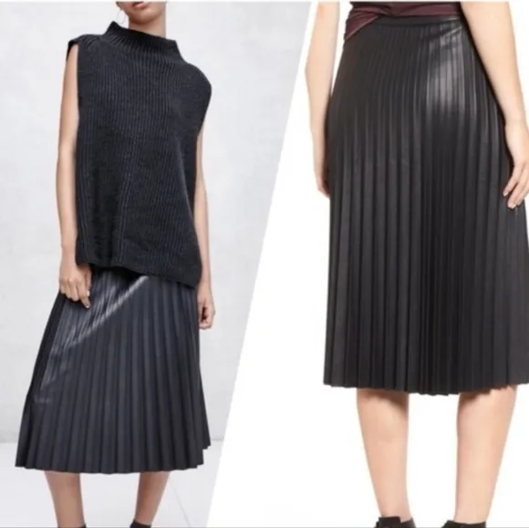 Trouve Women’s Black Faux Leather Pleated A-Line Full Midi Skirt Size S