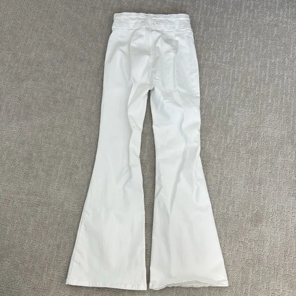 We The Free Jayde Flare Jeans Pure White High Rise Stretch New