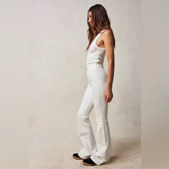 We The Free Jayde Flare Jeans Pure White High Rise Stretch New