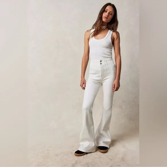 We The Free Jayde Flare Jeans Pure White High Rise Stretch New