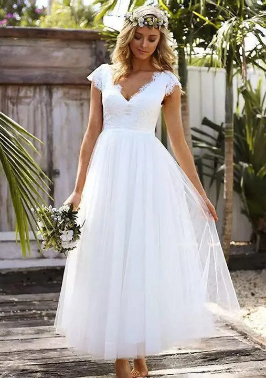 White V-Neck Cap Sleeve A-Line Tulle Keyhole Wedding Dress, Lace